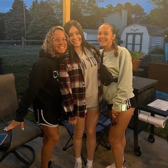 Meet your Posher, Christine - Picture 1 of 1